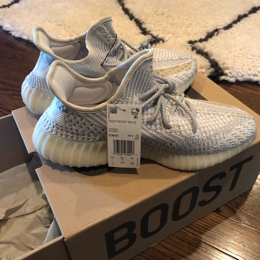 Yeezy Boost 350 V2 “Lundmark”